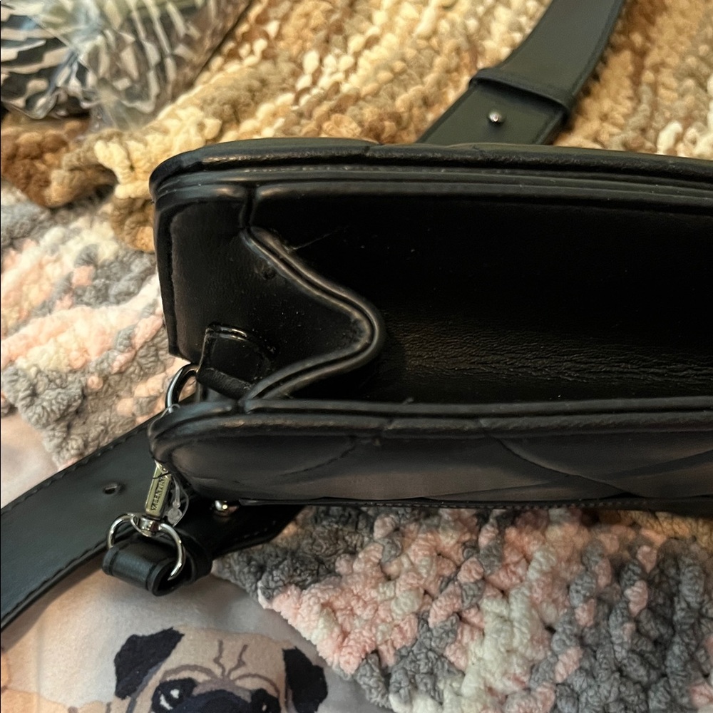NWT Valentino Orlandi Black Quilted Vegan Leather Adjustable Crossbody Strap - Picture 11 of 14